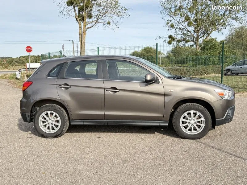 Mitsubishi Asx 2012 photo 4