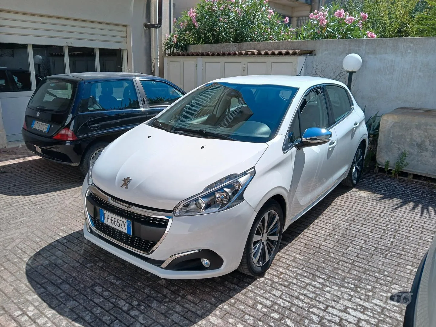 Peugeot 208 2017 photo 5