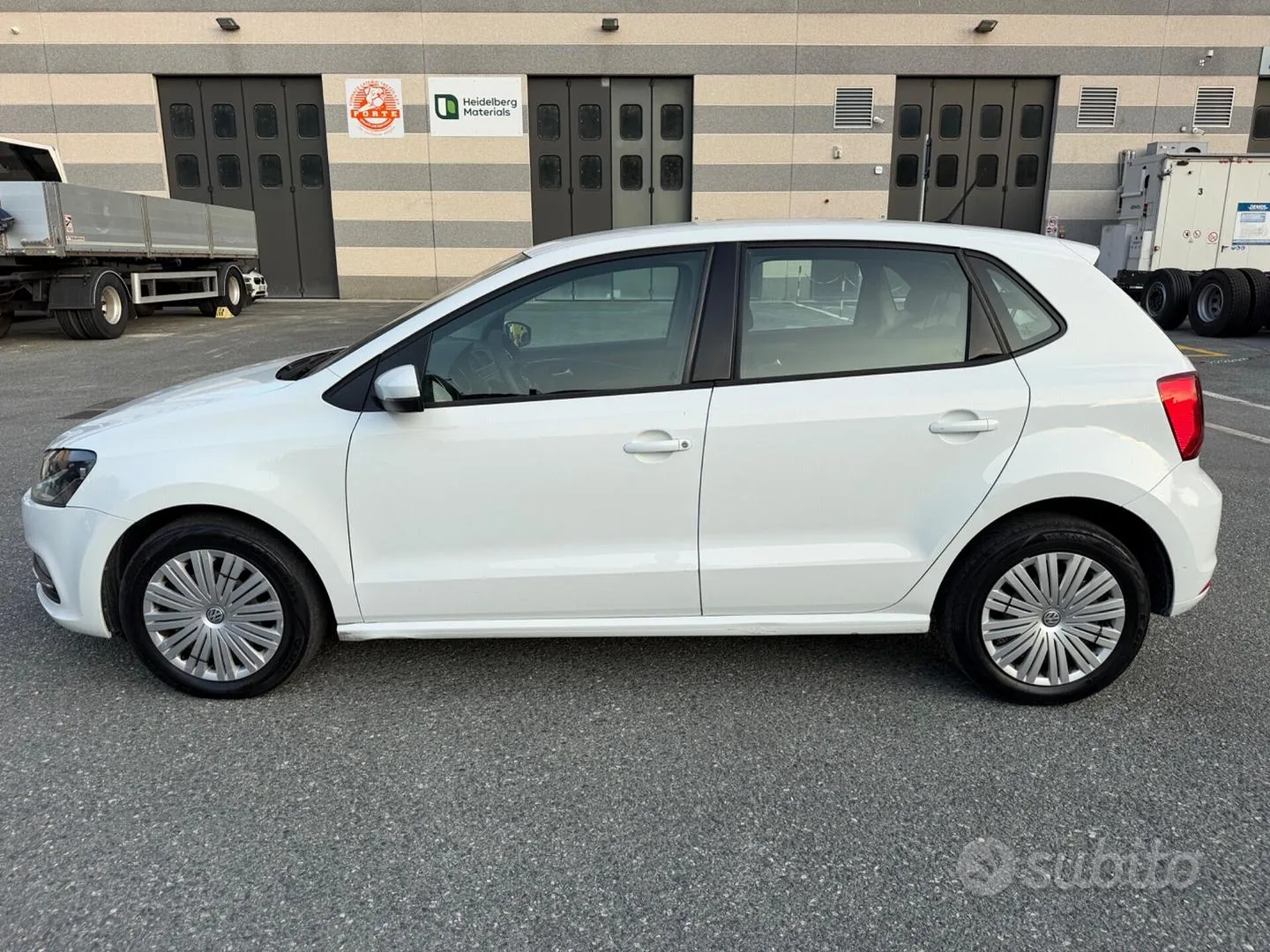Volkswagen Polo 2014 photo 5