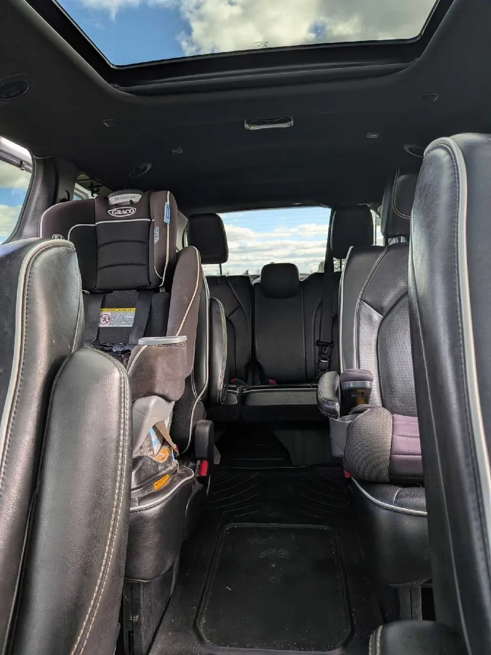 Chrysler Pacifica 2022 photo 4