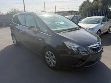 Opel Zafira 2014 photo 2