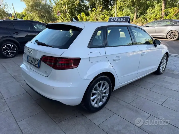 Audi A3 2016 photo 5