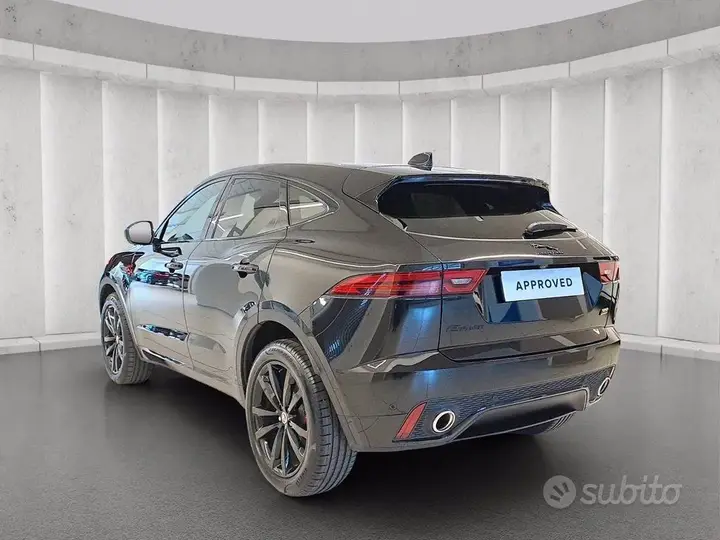 Jaguar E-Pace 2022 photo 3