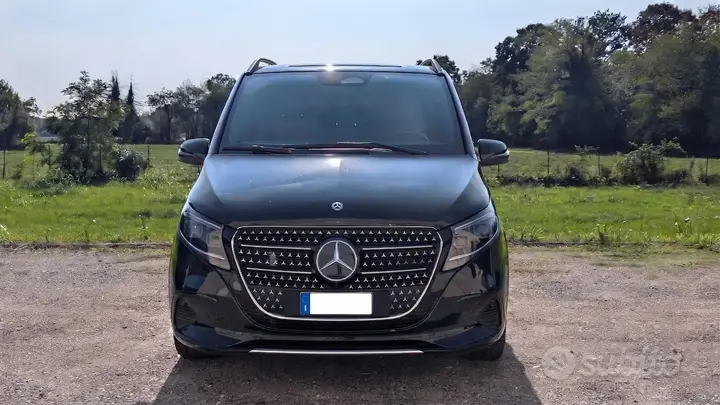 Mercedes-Benz V-Class 2024 photo 2