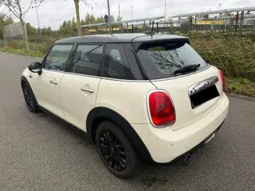 Mini One 2015 photo 3