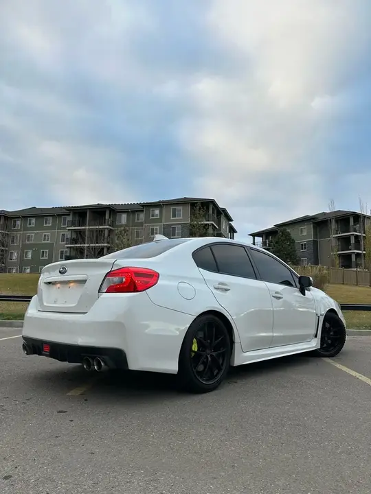 Subaru Wrx Sti 2018 photo 4