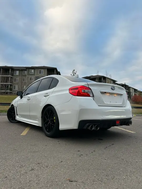 Subaru Wrx Sti 2018 photo 3