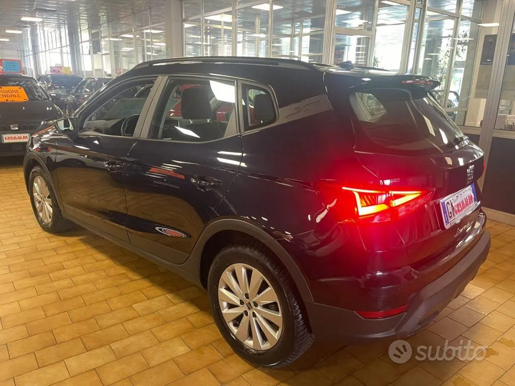 Seat Arona 2023 photo 3