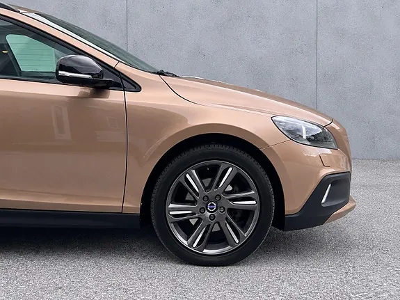 Volvo V40 Cross Country 2014 photo 5
