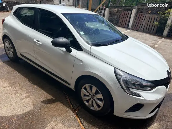 Renault Clio 2020 photo 2