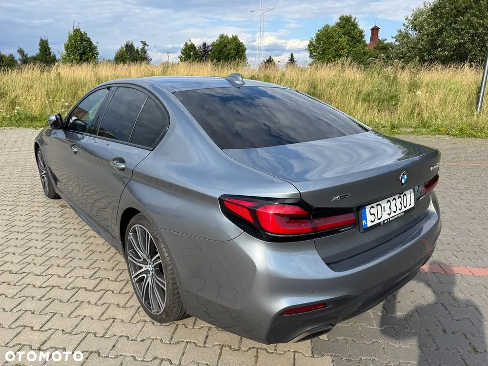 BMW Seria 5 2017 photo 2