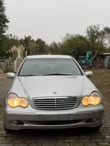Mercedes-Benz C180 Elegance