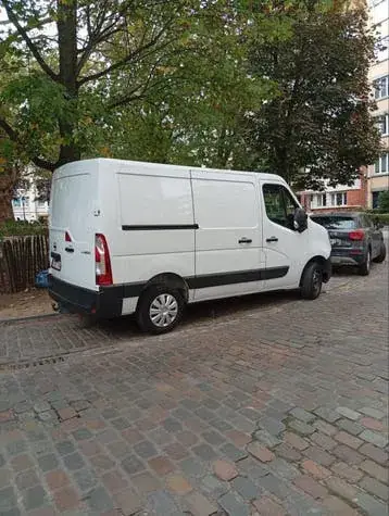Nissan Nv400
