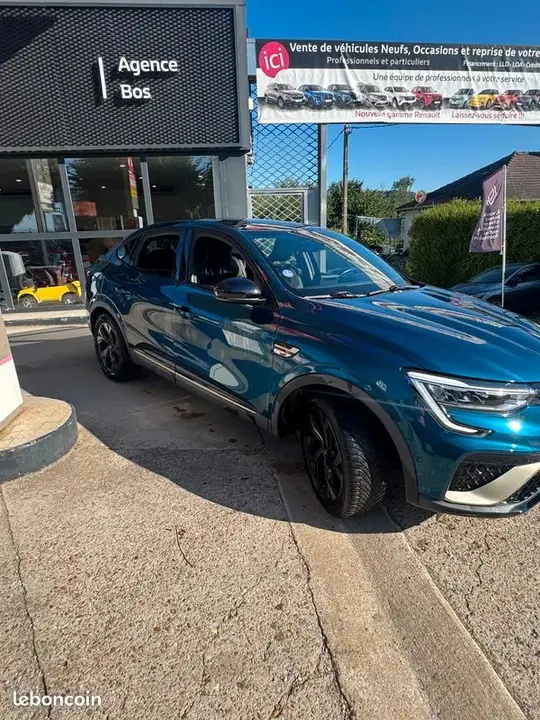 Renault Arkana 2023 photo 3