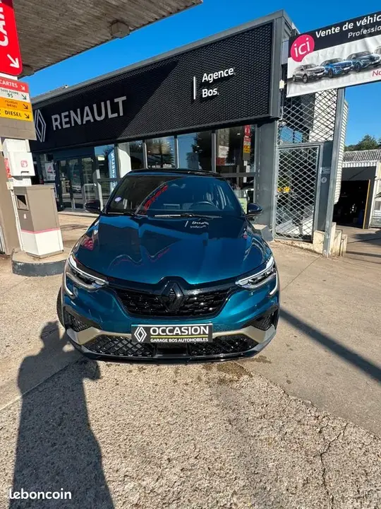 Renault Arkana 2023 photo 2