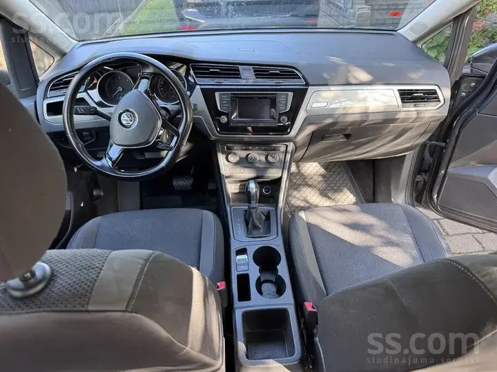 Volkswagen Touran 2016 photo 4