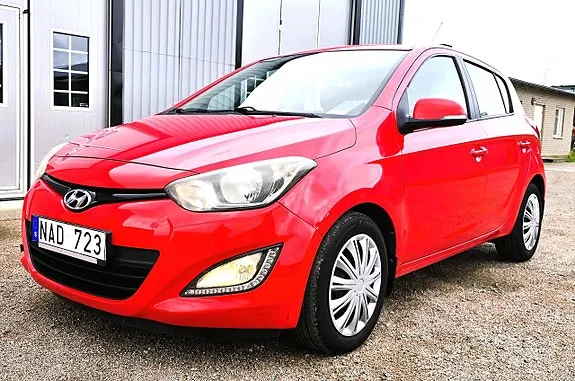 Hyundai I20 2013 photo 3
