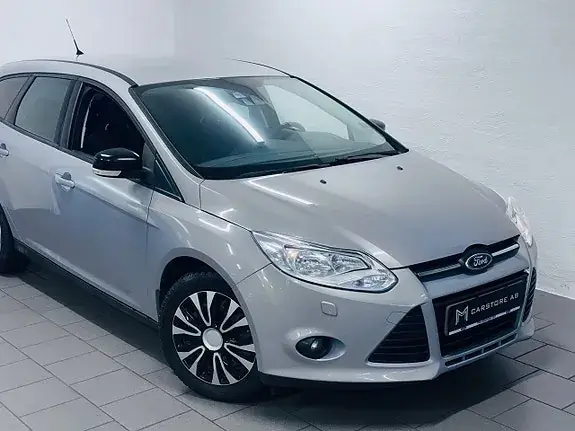 Ford Focus 2011 photo 2