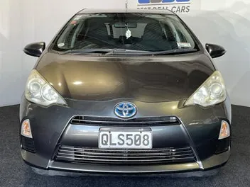 Toyota Aqua 2012 photo 3