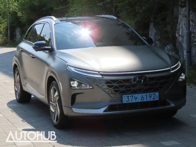 Hyundai Nexo 2023 photo 2
