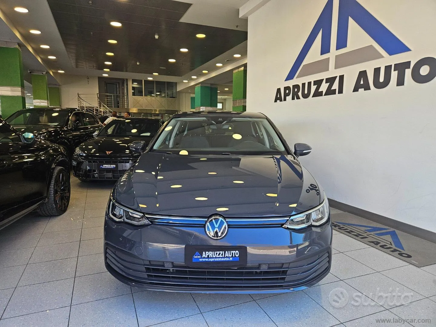 Volkswagen Golf 2021 photo 2