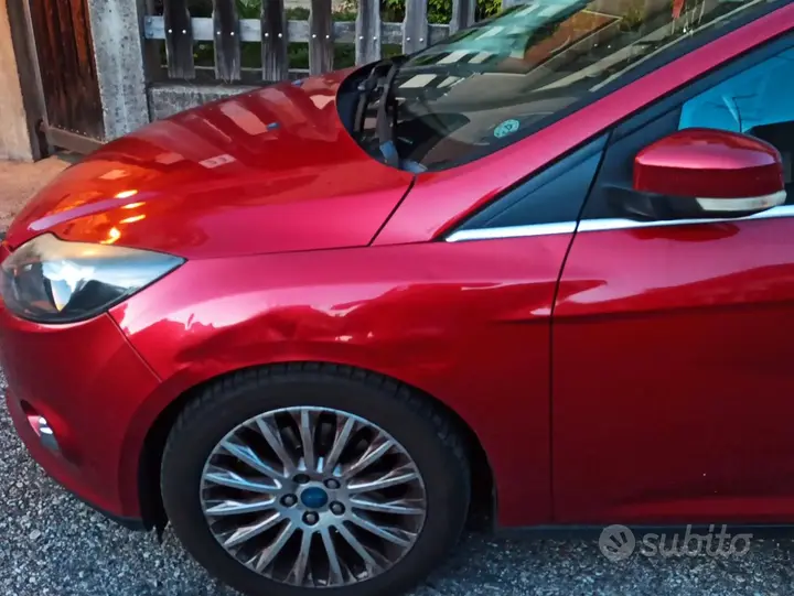 Ford Focus 2011 photo 4
