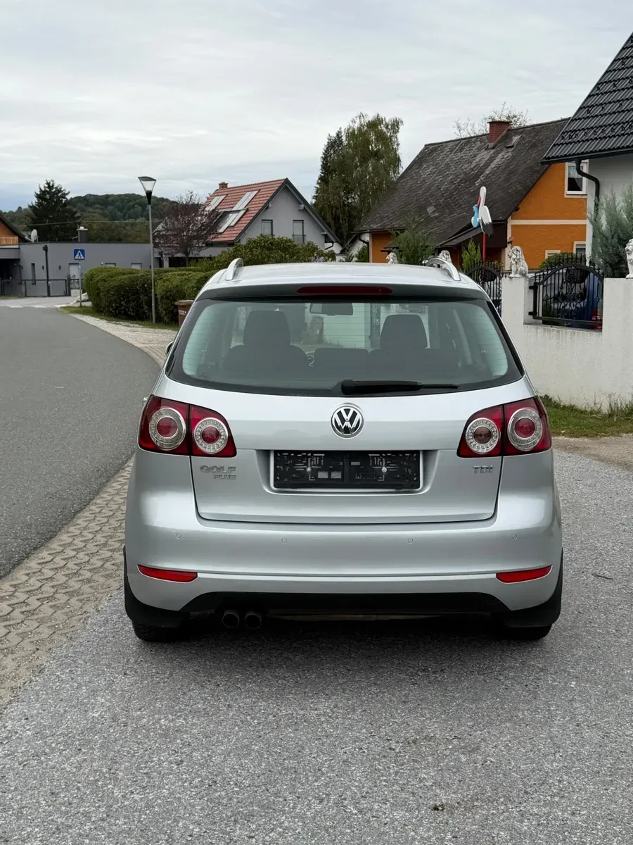 Volkswagen Golf 2009 photo 3