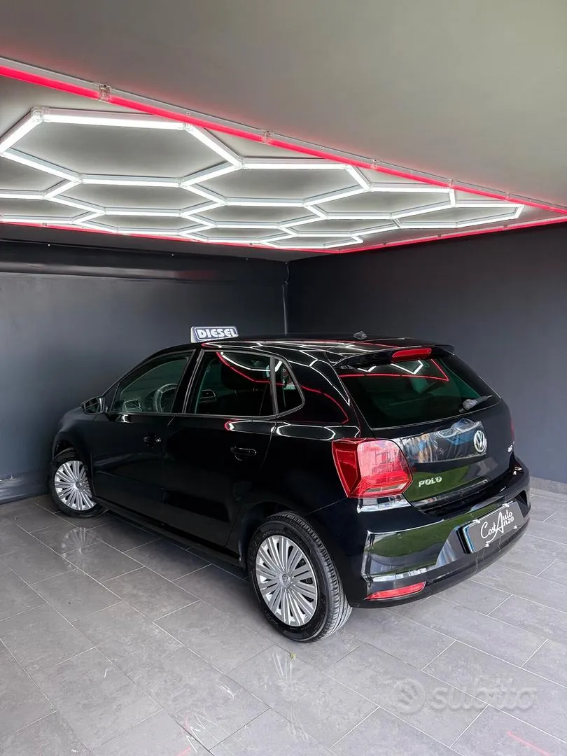Volkswagen Polo 2015 photo 4