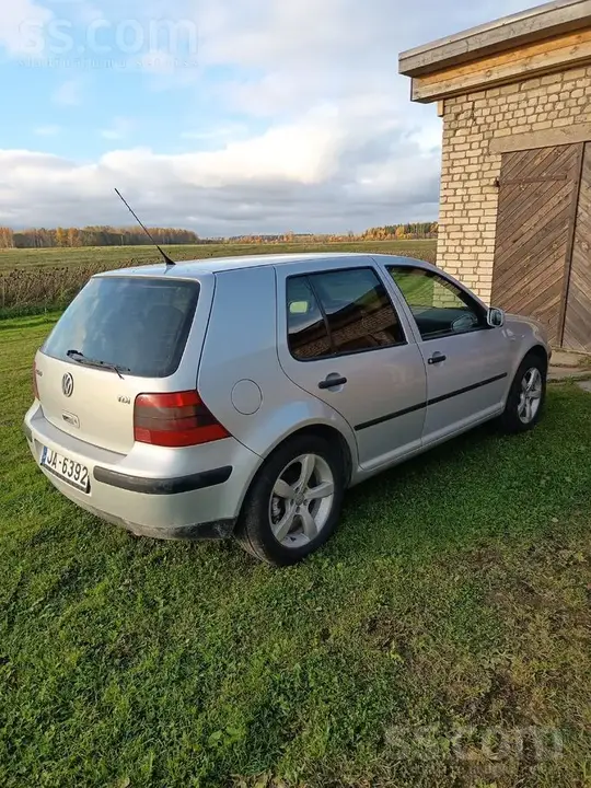 Volkswagen Golf 2000 photo 3