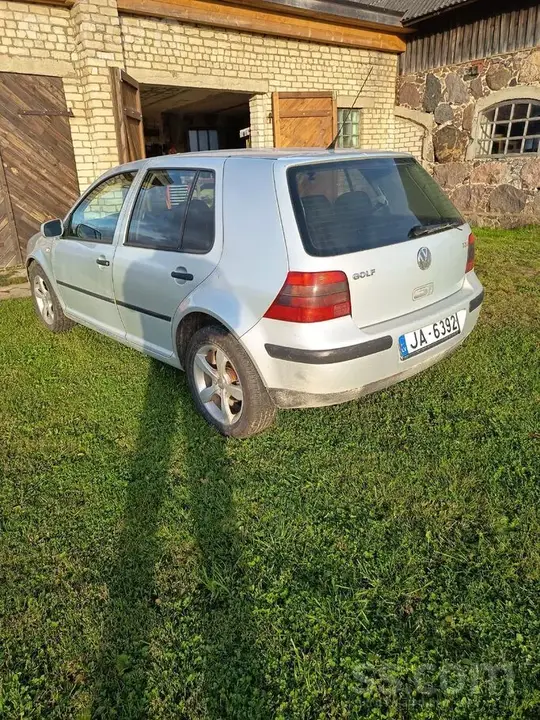 Volkswagen Golf 2000 photo 4