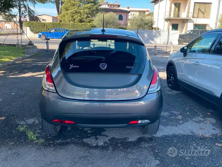 Lancia Ypsilon 2022 photo 4