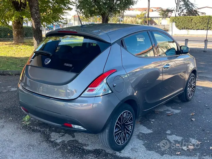 Lancia Ypsilon 2022 photo 5