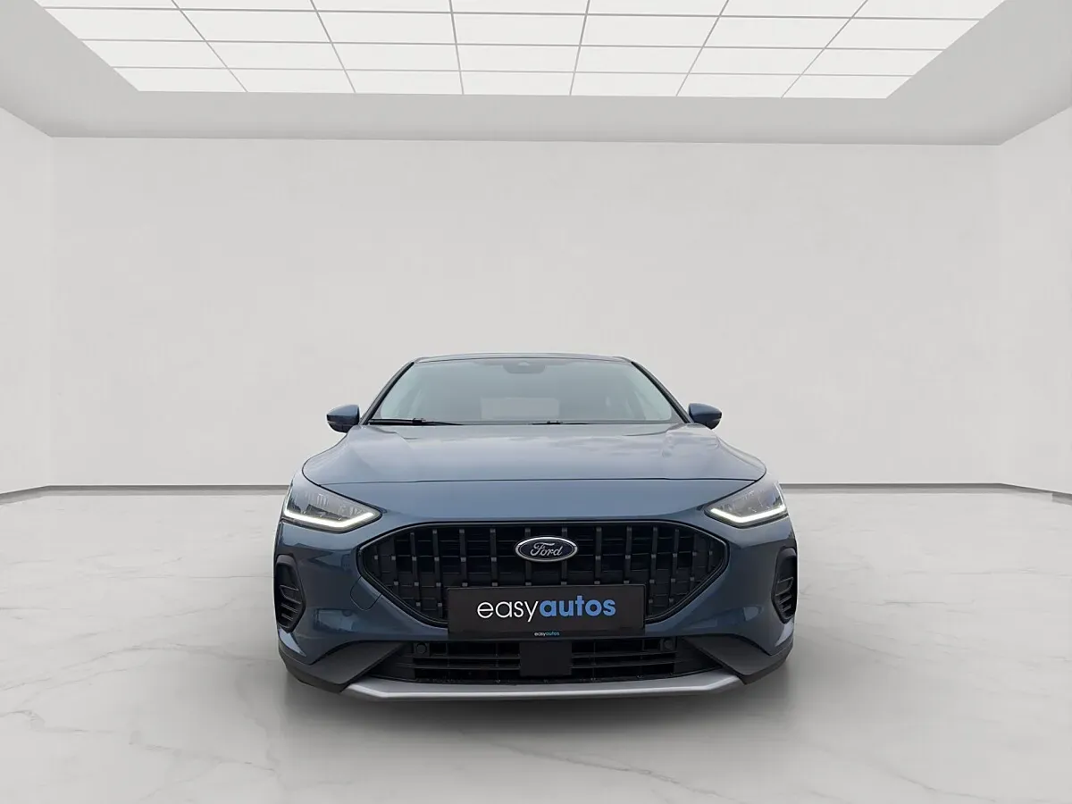 Ford Focus 2025 photo 2
