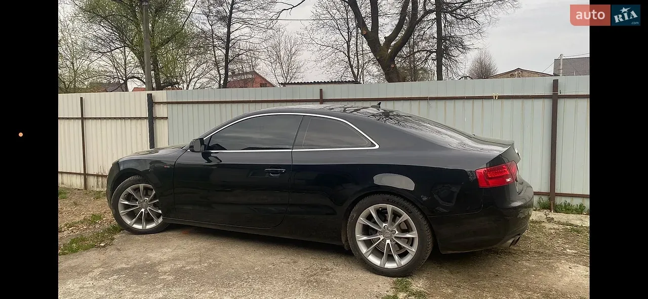 Audi A5 2012 photo 3