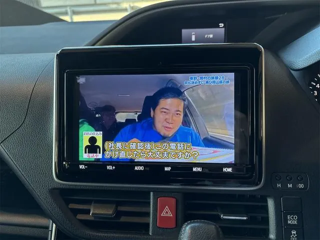 Toyota Voxy 2019 photo 5
