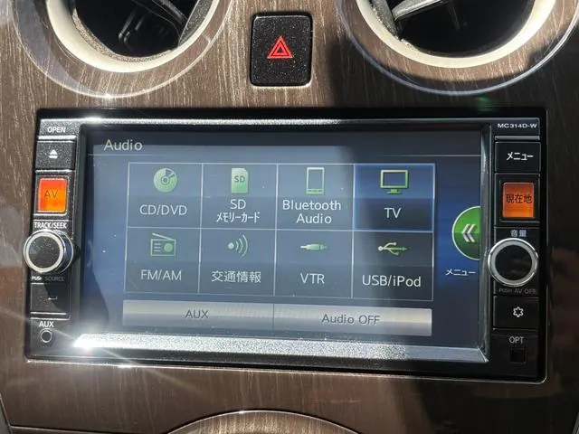 Nissan Note 2015 photo 5