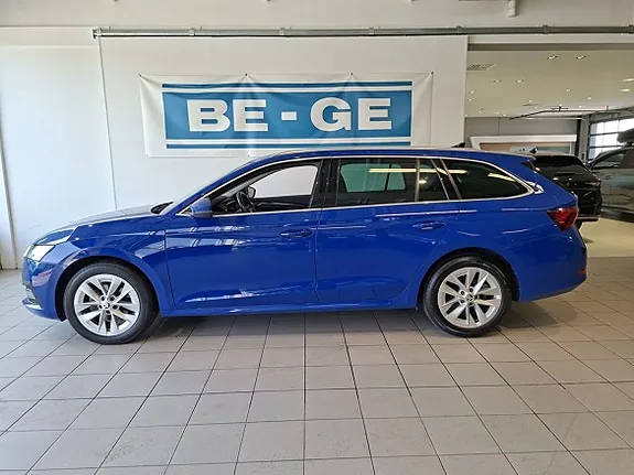 Skoda Octavia 2022 photo 2