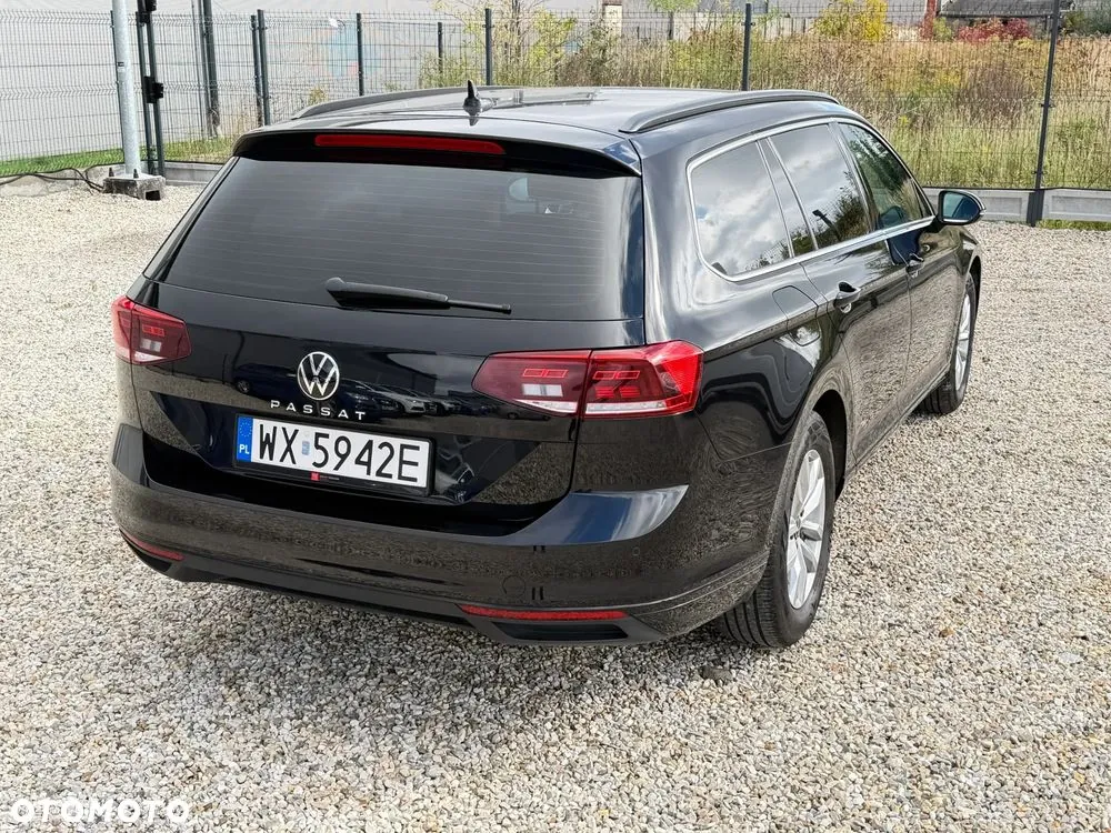 Volkswagen Passat 2022 photo 5