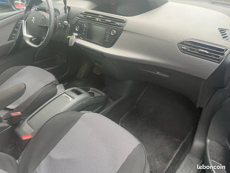 Citroen C4 Picasso 2018 photo 2