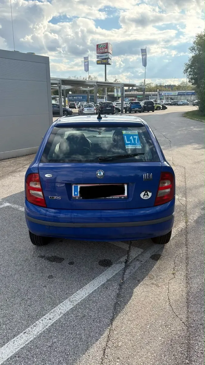 Skoda Fabia 2002 photo 3