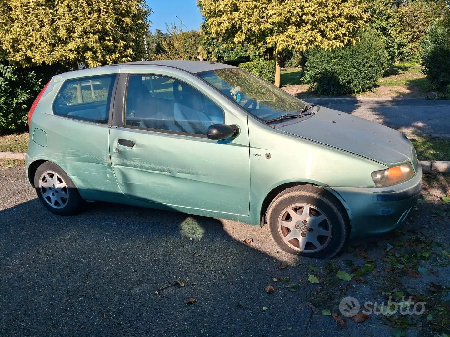 Fiat Punto 2002 photo 2