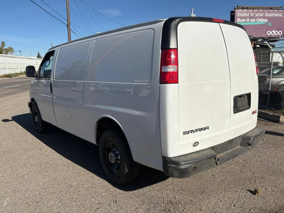 GMC Savana 2021 photo 5