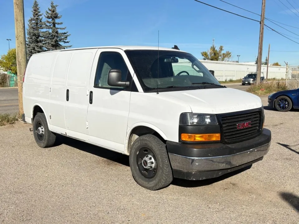 GMC Savana