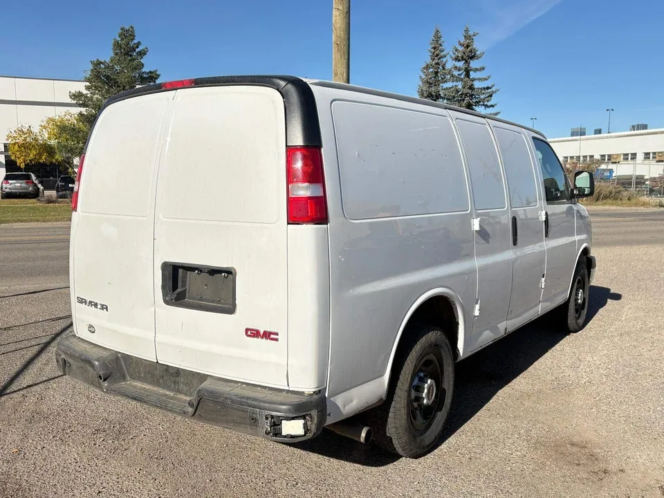 GMC Savana 2021 photo 4