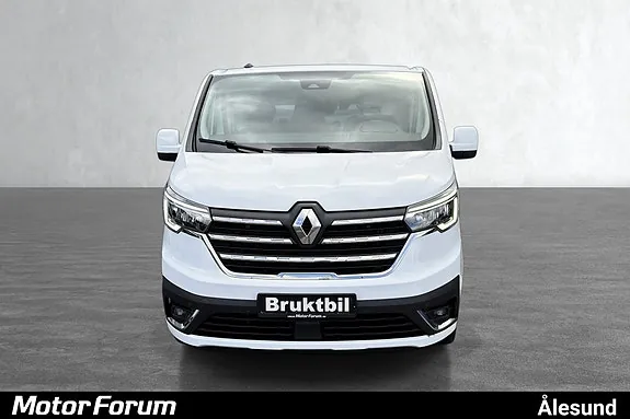 Renault Trafic 2023 photo 2