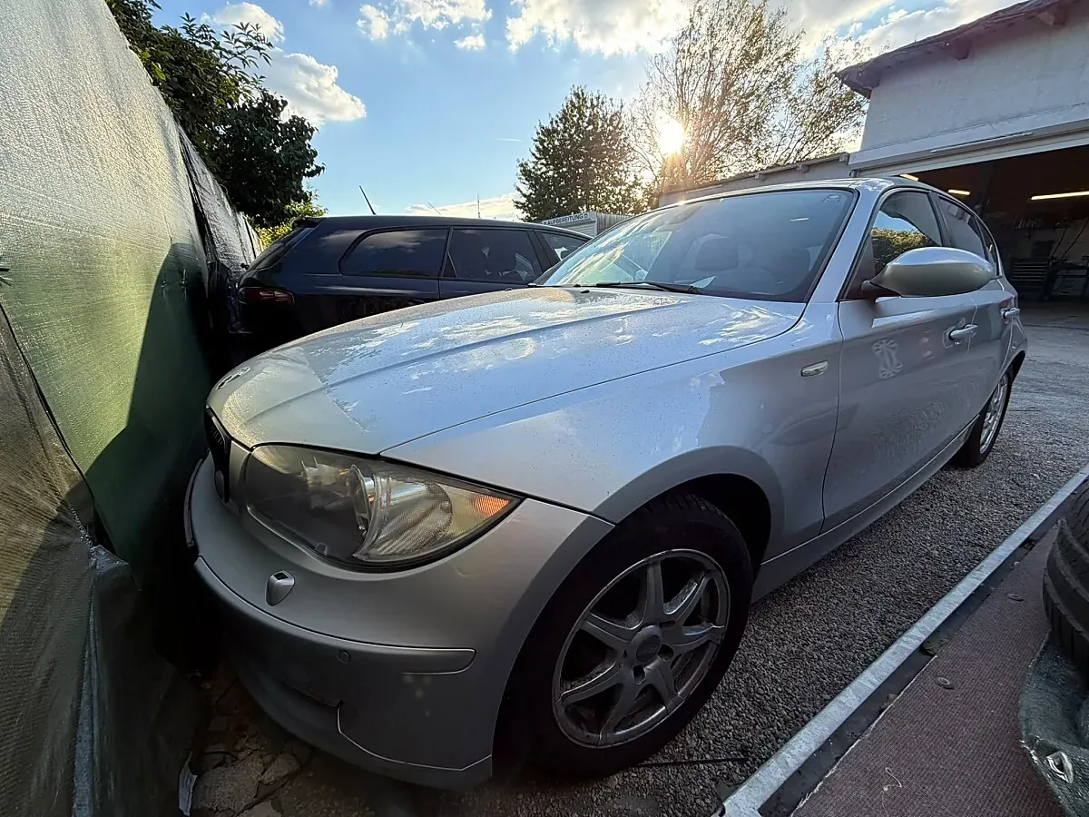 BMW 1 Series 2008 photo 3