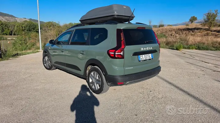 Dacia Jogger 2023 photo 2