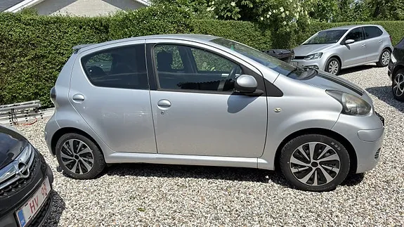 Toyota Aygo 2009 photo 4