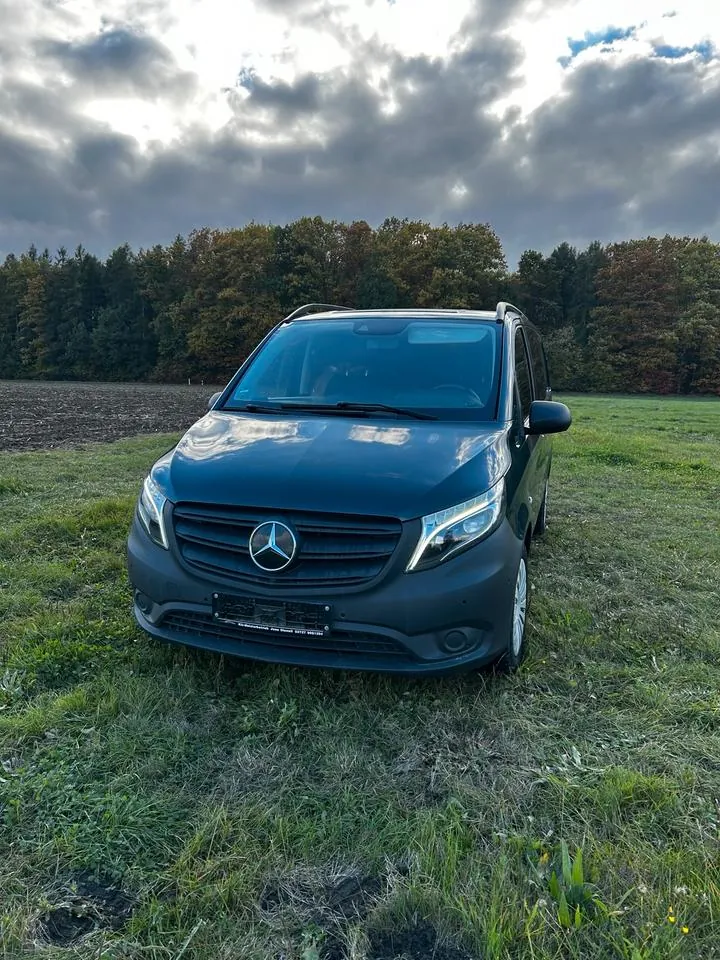 Mercedes-Benz Vito Mixto