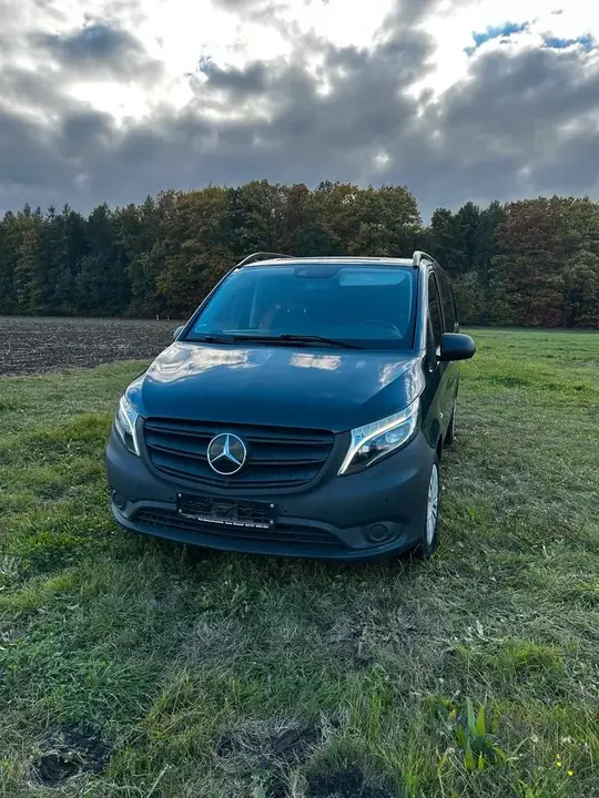 Mercedes-Benz Vito Mixto